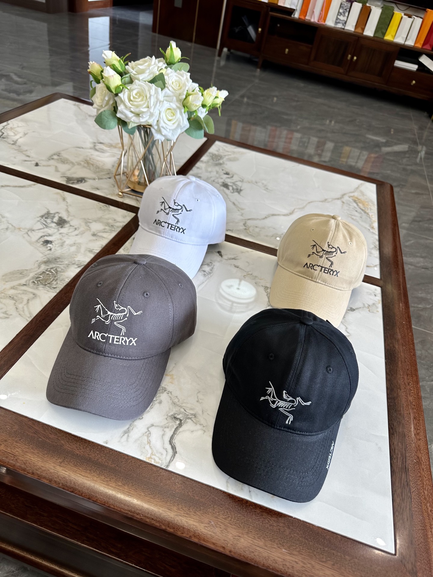 ARC'TERYX hat model 36